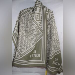 Authentic Fendi Scarf Shawl Stole 65% Cashmere 35% Silk Multicolor Used